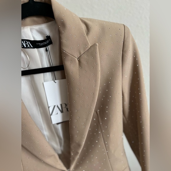 Zara BEIGE CROPPED BLAZER WITH RHINESTONES - Picture 6 of 14